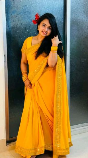 ✨ পিওর জর্জেট শাড়ি উইথ ভেলভেট সিকুয়েন্স ওয়ার্ক ✨ এর ছবি